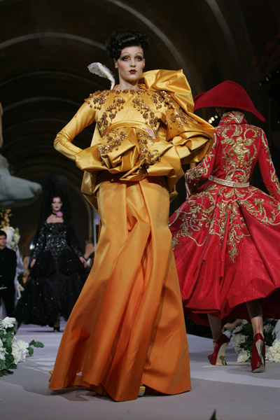 Modelwalk_Tony_14482322_600 Modelwalk_Tony_14482322_600