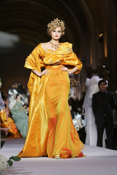 Modelwalk_Tony_14482349_600 Modelwalk_Tony_14482349_600