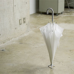 Simply Fab: Stand Umbrella 