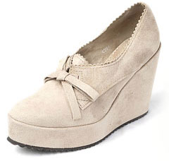 Pedro Garcia Karen Suede Wedge: Love It or Hate It? 