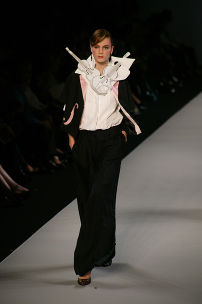 Modelwalk_Anton_14904943_600 Modelwalk_Anton_14904943_600