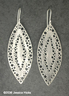 lg_silver_pod_earrings lg_silver_pod_earrings