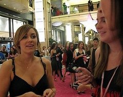 12th Annual Victoria's Secret Fashion Show: Pink Carpet Interview With Lauren Conrad! 12th Annual Victoria's Secret Fashion Show: Pink Carpet Interview With Lauren Conrad!