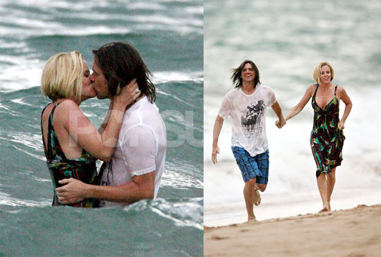 Jim & Jenny Like to Swim In Their Clothes. Wheee!