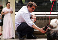 Do Paparazzi Pictures Ruin the Movie?