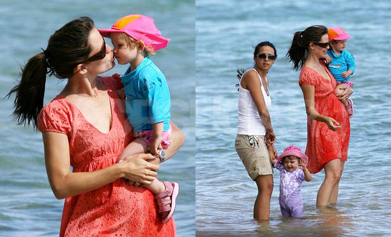 Isabella & Violet: Cutest Celebrity Babies BFF Ever!