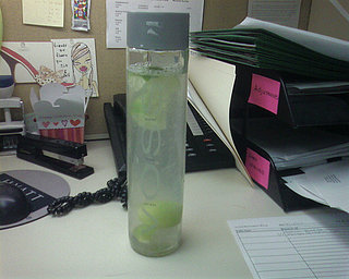Reader Tip: Add a Splash of Lime To Your Water