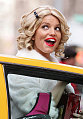 Jessica Simpson, Photographer? Yikes.