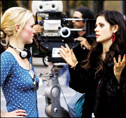 Zooey Deschanel to Star in Julia Stiles' Short Film