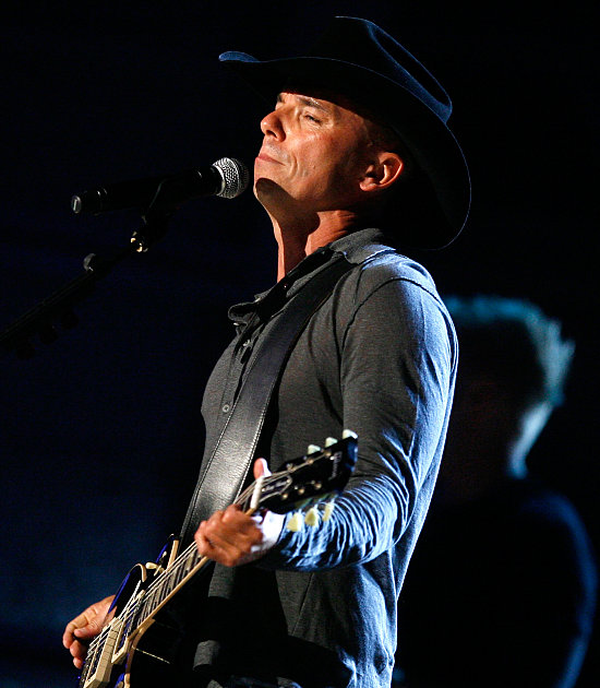 Kenny Chesney: Entertainer of the Year