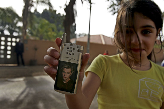 Leonardo DiCaprio Graces Cell Phone In Israel