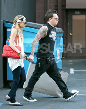 Love It Or Leave It: Joel Madden's Cell Phone Clip