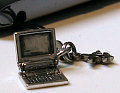This Week On Geeksugar - Chic Cell Phone Bling