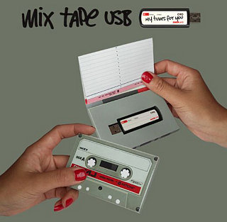 Tech News Roundup - Retro Baby: Mix Tape USB