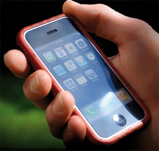 iWood: Luxurious Wooden Cases for iPhone