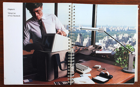 Vintage Geek: Original Macintosh User Manual