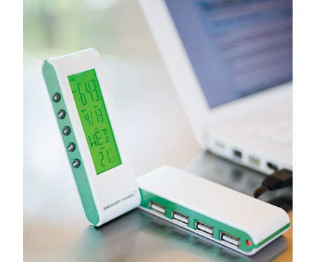 USB Hub and Clock: Totally Geeky or Geek Chic? 