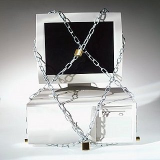 How To: Shop Safely Online This Holiday Season 