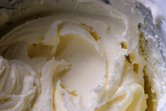Yummy Link: Vanilla Frozen Yogurt Yummy Link: Vanilla Frozen Yogurt