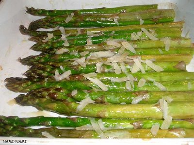 Yummy Link: Roasted Asparagus with Parmesan