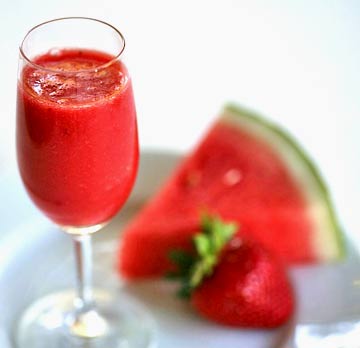 Yummy Link: Strawberry Watermelon Agua Fresca