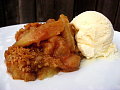 52 Weeks of Baking: Pear and Apple Pie Crumble