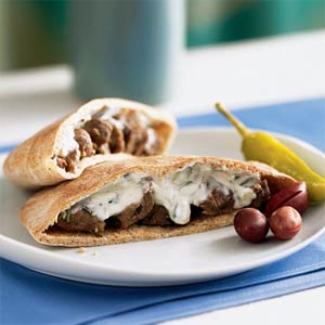 Monday's Leftovers: Garlic-Rosemary Lamb Pita