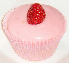 Pink Champagne and Raspberry Cupcakes