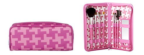 Think Pink: Sonia Kashuk Pouch of Pink Makeup Case & Brush Set 