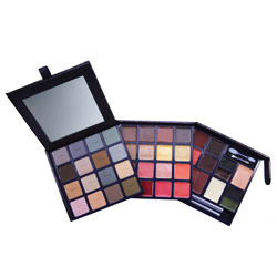 Tuesday Giveaway! Tarte We Wish You Wealth Palette
