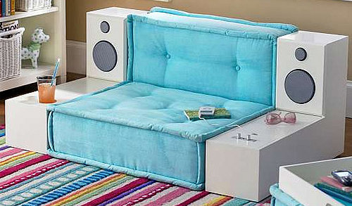 Cushy Speaker Console: Geeky or Geek Chic?
