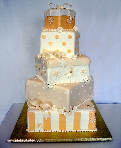 Gift Box wedding Cake
