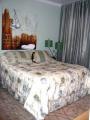 Su Casa: Modern Art Master Bedroom