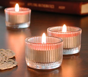 Casa Quickie:  Banishing Candle Wax