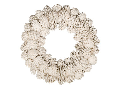 DIY: White Pinecone Wreath