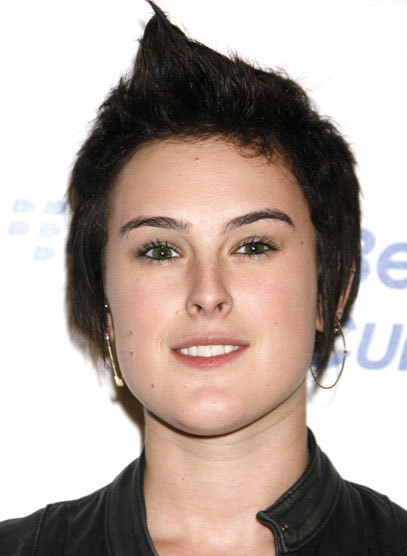 What's up with her hair?!?