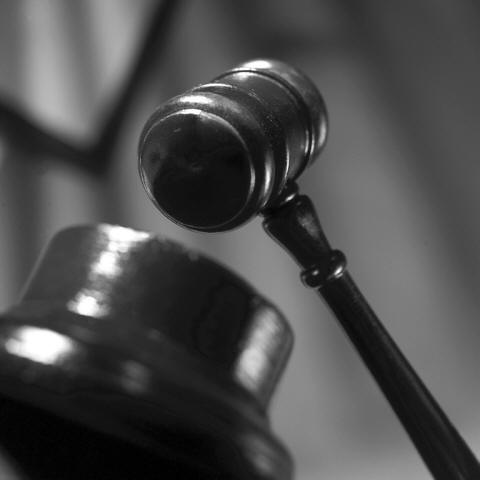 DEARSUGAR NEEDS YOUR HELP: Is There Such A Thing As A Speedy Divorce?