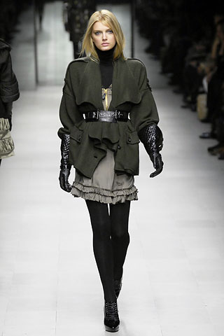 Milan Fashion Week, Fall 2007: Burberry Prorsum