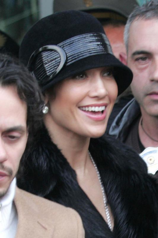 jennifer_lopez_061116_01-1