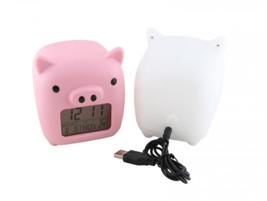 Totally Geeky or Geek Chic? Piggy USB Clock