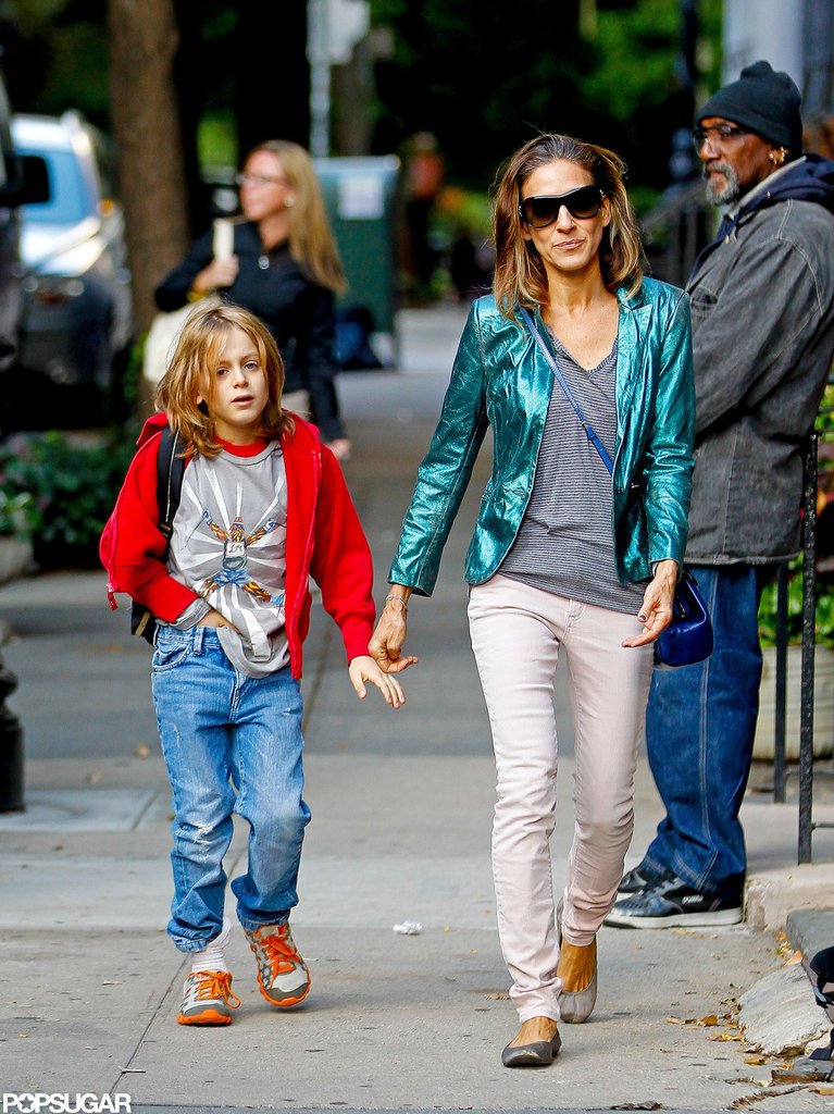 Sarah Jessica Parker Walks With Son James Wilkie Broderick | POPSUGAR ...