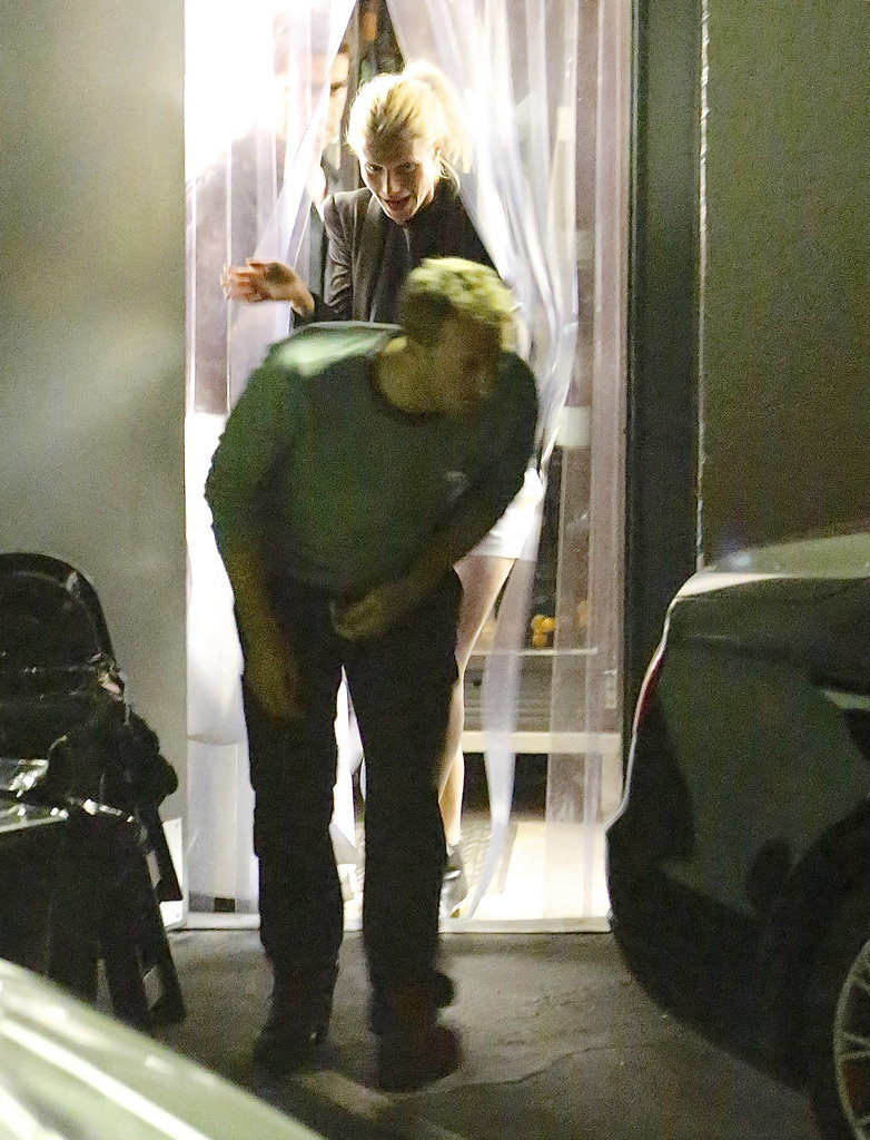 Gwyneth and Chris Sneak Out on a Dinner Date